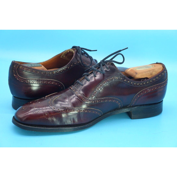 ROYAL TWEED BY CHEANEY OF ENGLAND BURGUNDY WING TIP LACE UP SHOES SIZE 10.5. main image 11